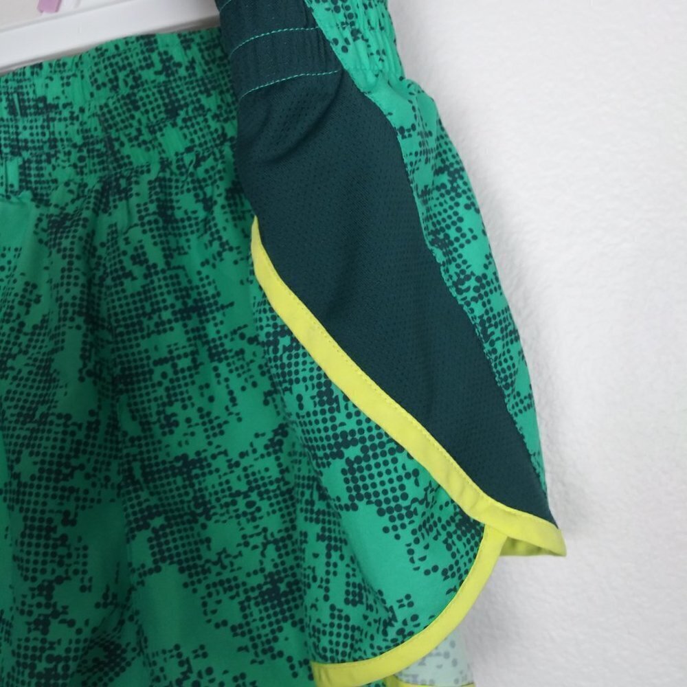 NIKE DRI-FIT Running Shorts Women's size L Green Printed - Picture 6 of 9